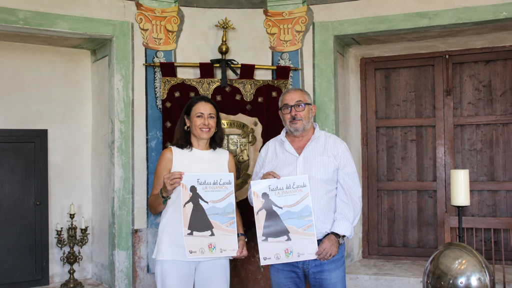 Fotografía asociada a la presentación del programa del Medio Año Festero de Cieza