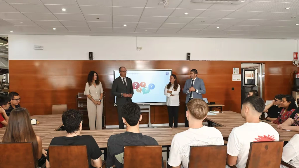 Aula con alumnado durante el arranque del curso de Formación Profesional en la Región de Murcia.