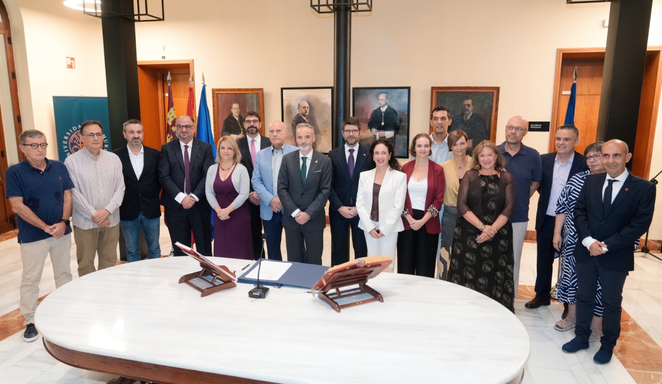Imagen de archivo de un acto del personal docente e investigador, en septiembre de 2026