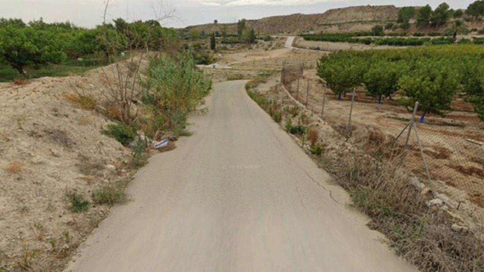 Estado del camino rural de Los Tollos, entre Archena y Villanueva del Río Segura.