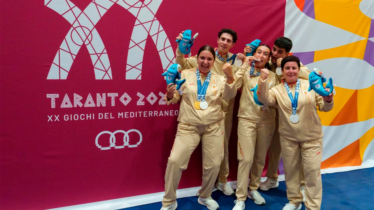Delegación española en los Juegos Mediterráneos de Taranto 2026 durante una jornada con nuevas medallas