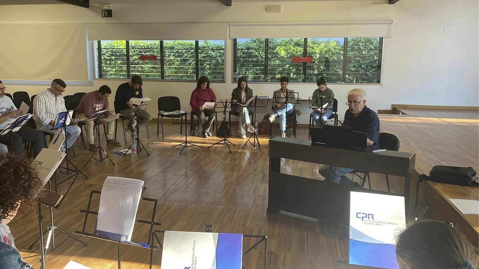 Alumnos de la Escuela Municipal de Música de Archena durante una clase