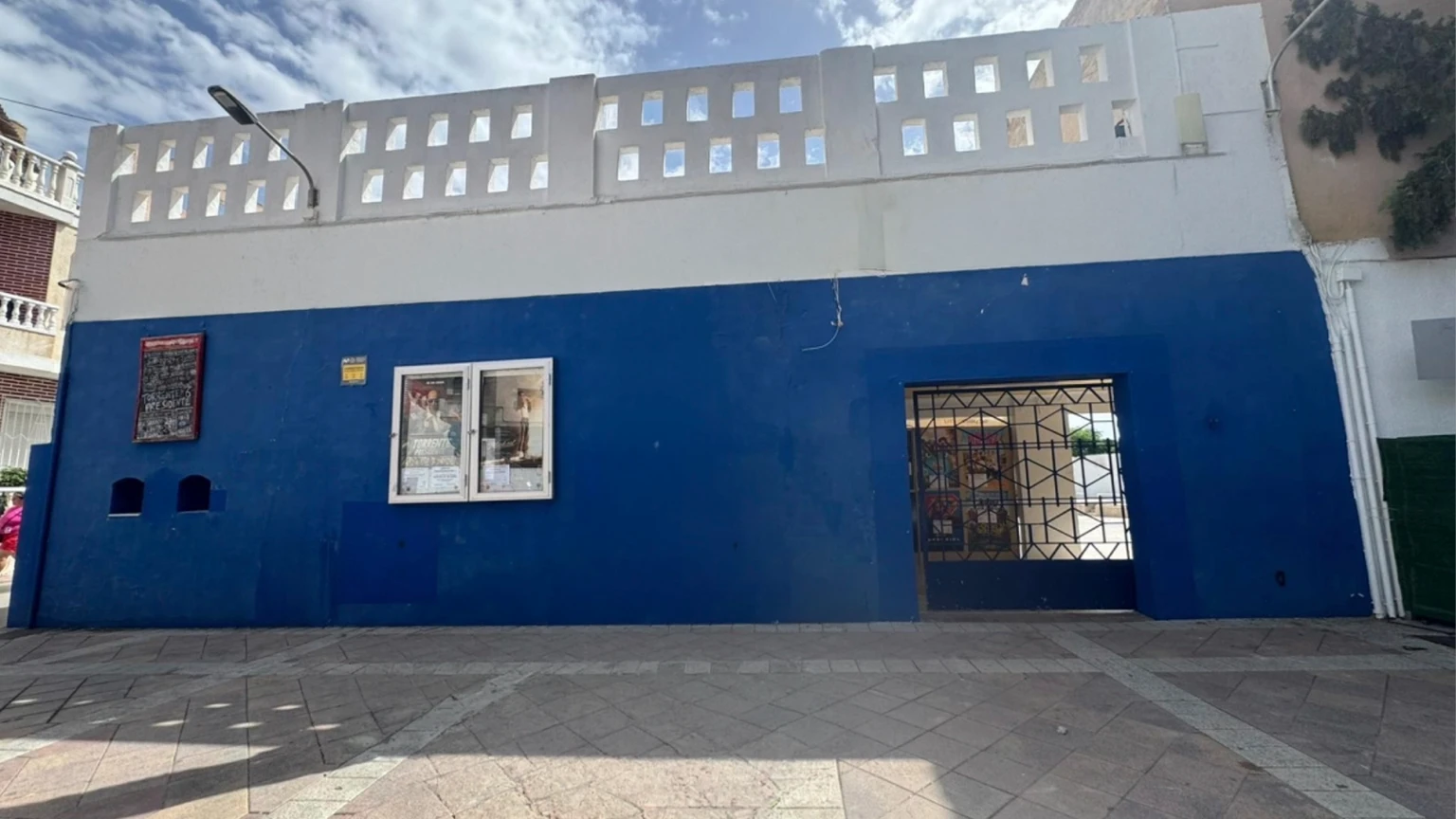 Público en una actividad nocturna del Cine de Verano de Archena
