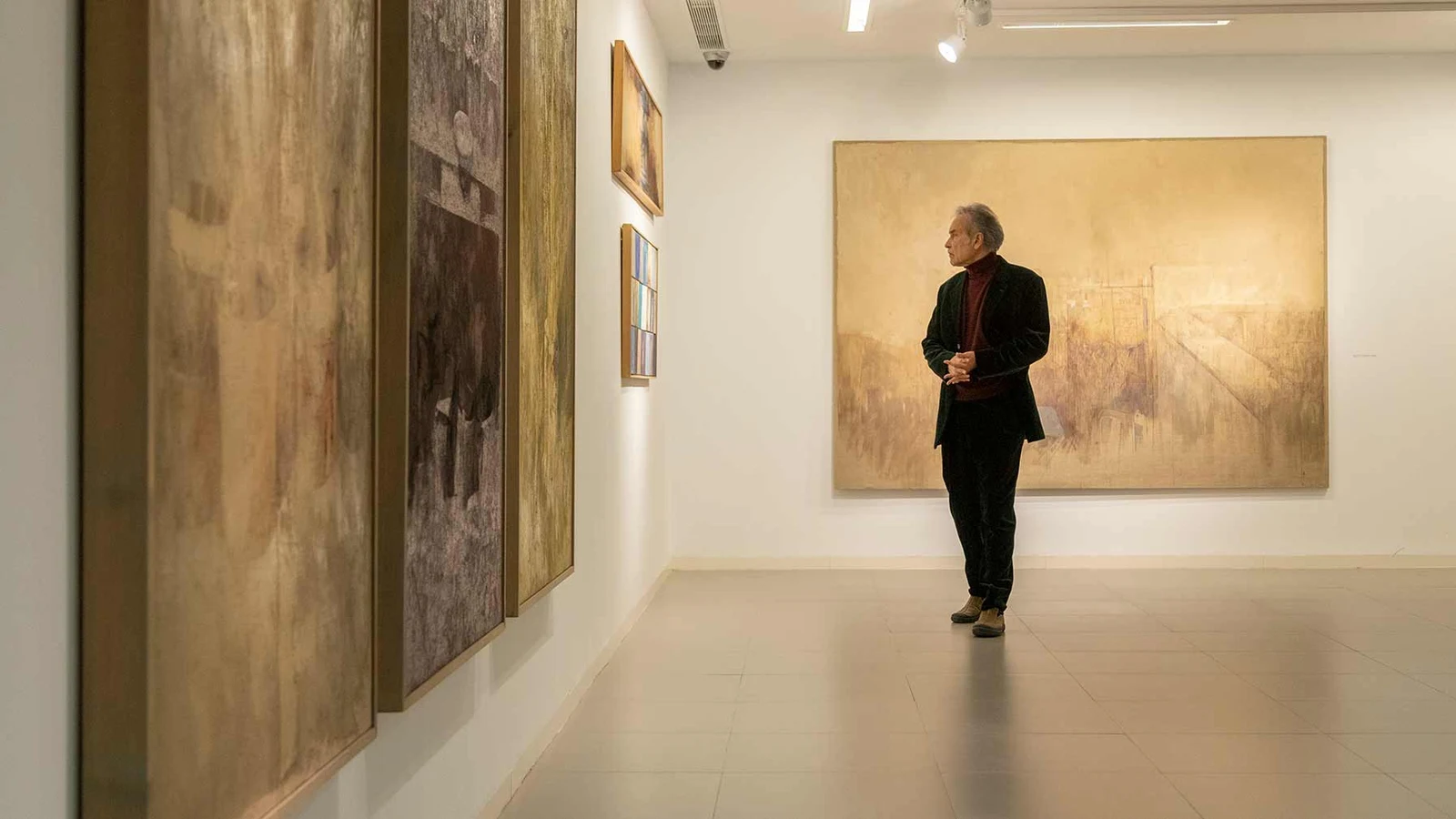 Sala de la Fundación Pedro Cano con obras de la colección del pintor blanqueño.