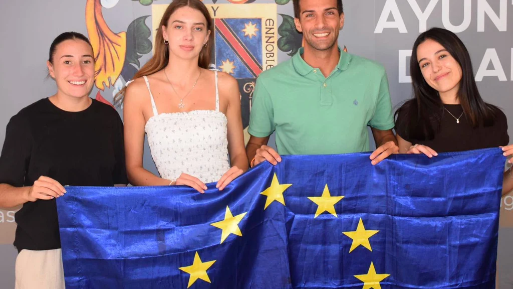 Recepción de Solomiia, voluntaria ucraniana del Cuerpo Europeo de Solidaridad, en el Ayunt