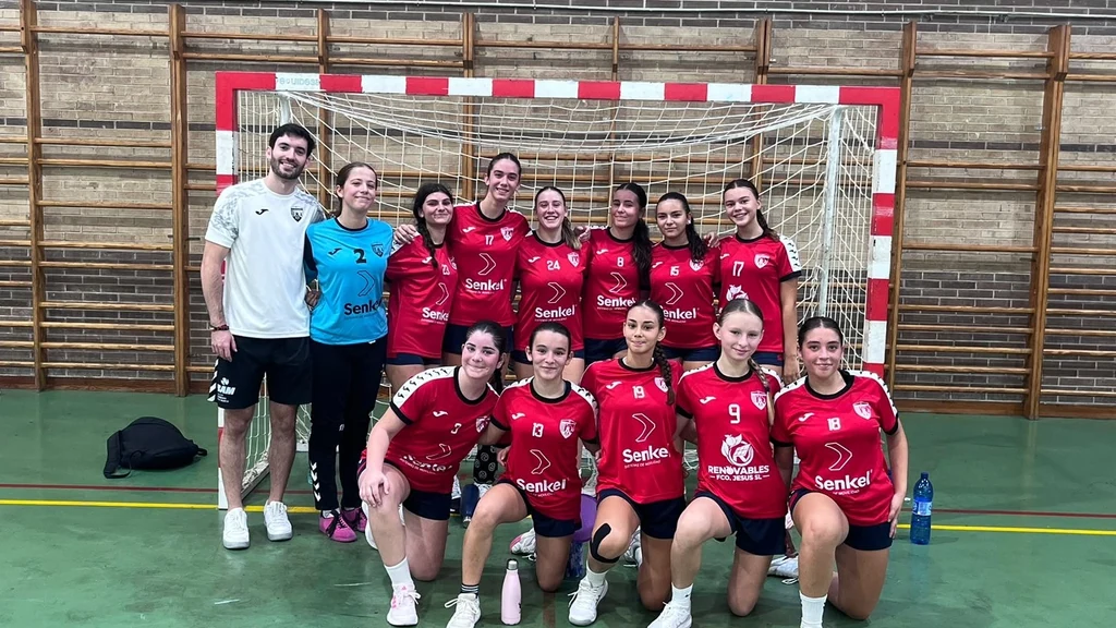 Imagen publicada junto a la crónica de la segunda jornada de la Escuela Balonmano Cieza