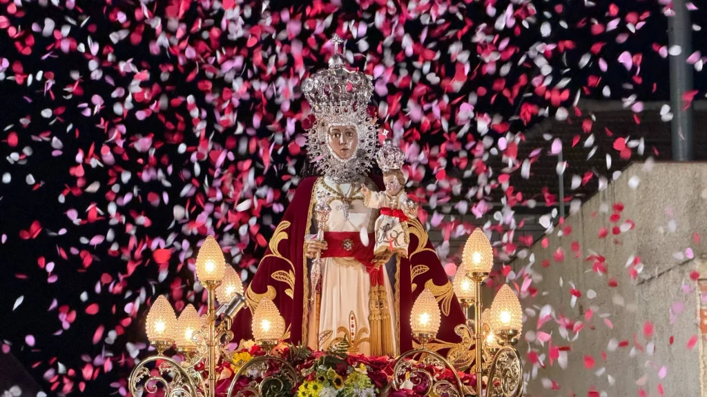 Fotografía de la visita de la Virgen de la Fuensanta a Archena, si se confirma una imagen 