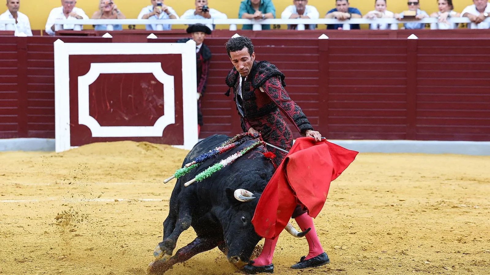 Daniel Luque, David de Miranda y Marco Pérez durante la corrida de toros de Cieza